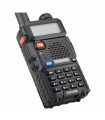 Radio VHF portatil Baofeng UV-5R configurado con canales marinos